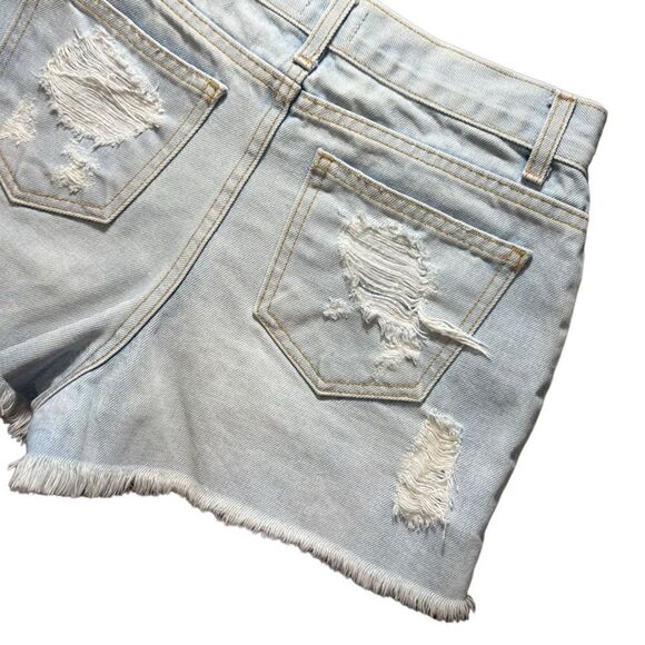 Brandy Melville Jean shorts light denim shredded distressed size 28 - Picture 6 of 12
